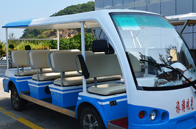 旅游景点观光车 流动的风景线与景区交通的智慧解决方案